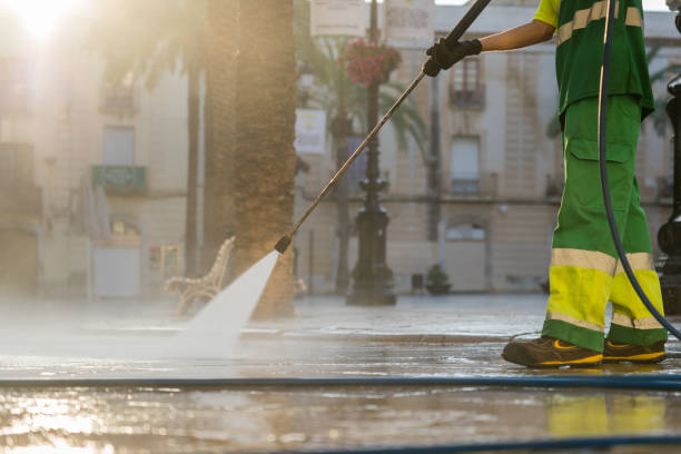 Best Commercial Pressure Washing  in Shorewood, MN